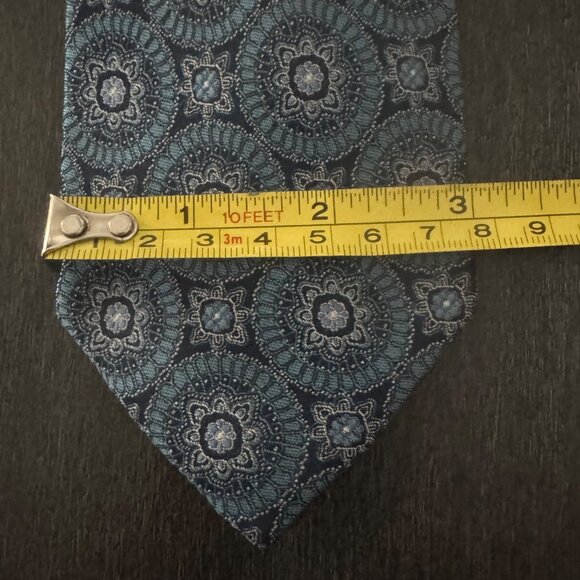 JOS. A. Bank Reserve Mens 100% Silk Tie Blue Floral Medallion Pattern - Picture 5 of 6